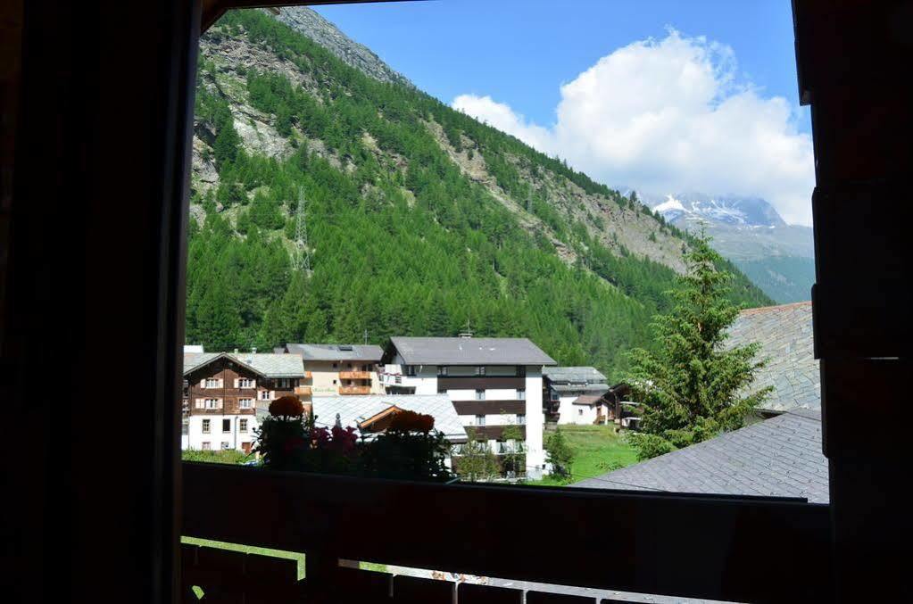 萨斯阿尔马格尔Haus Alpenperle公寓 外观 照片